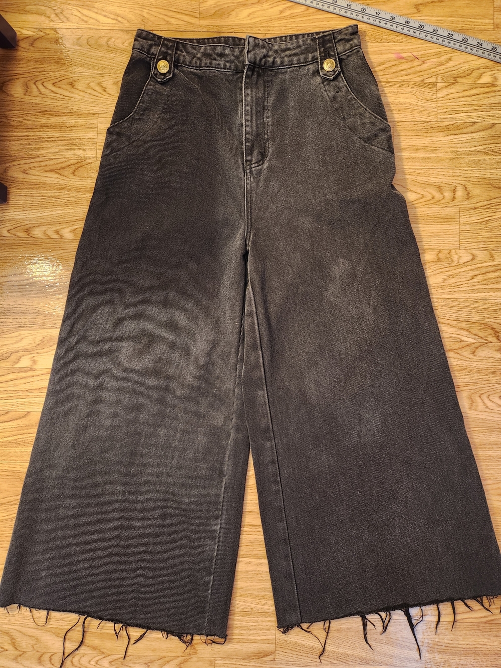 Free Market Wide-Leg Black Washed Jeans for Women Medium